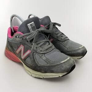 Women’s New Balance Size 7.5 B Gray/Pink Tennis Shoes 990 V 4 Pre Owned